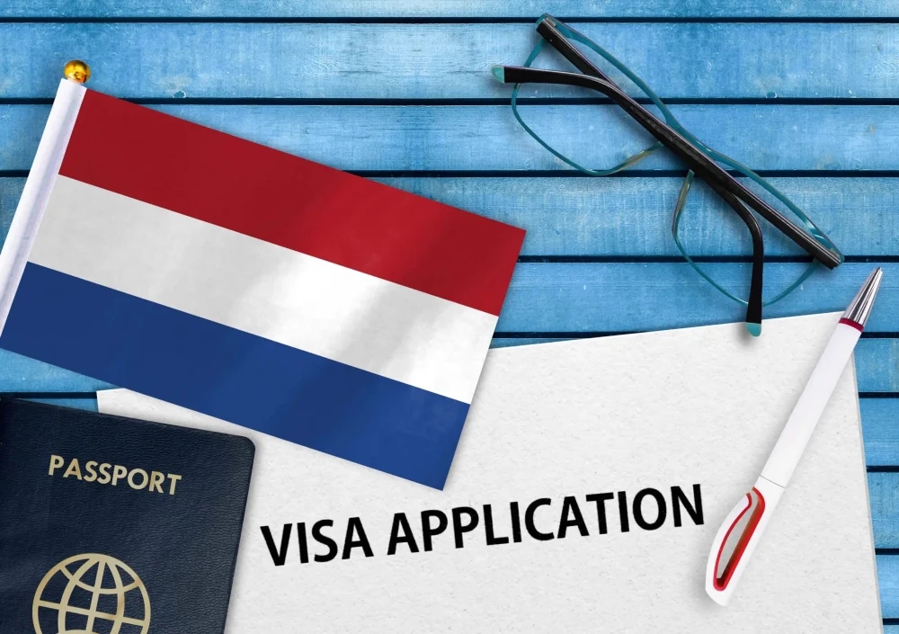 Netherlands jobs for immigrants paying €80,000 per year